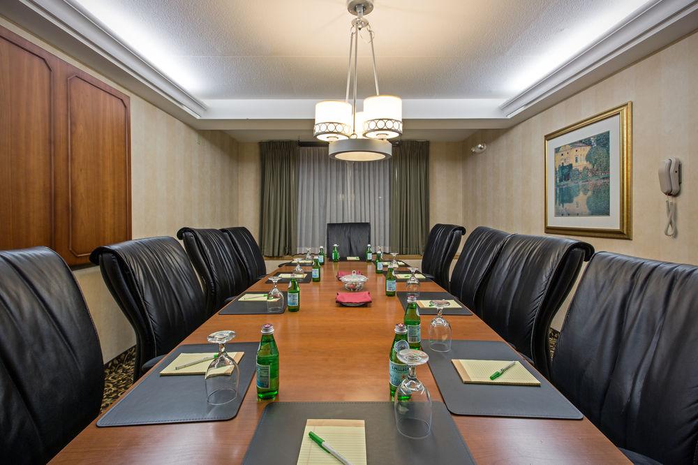 Fairfield Inn & Suites Springfield エンフィールド エクステリア 写真