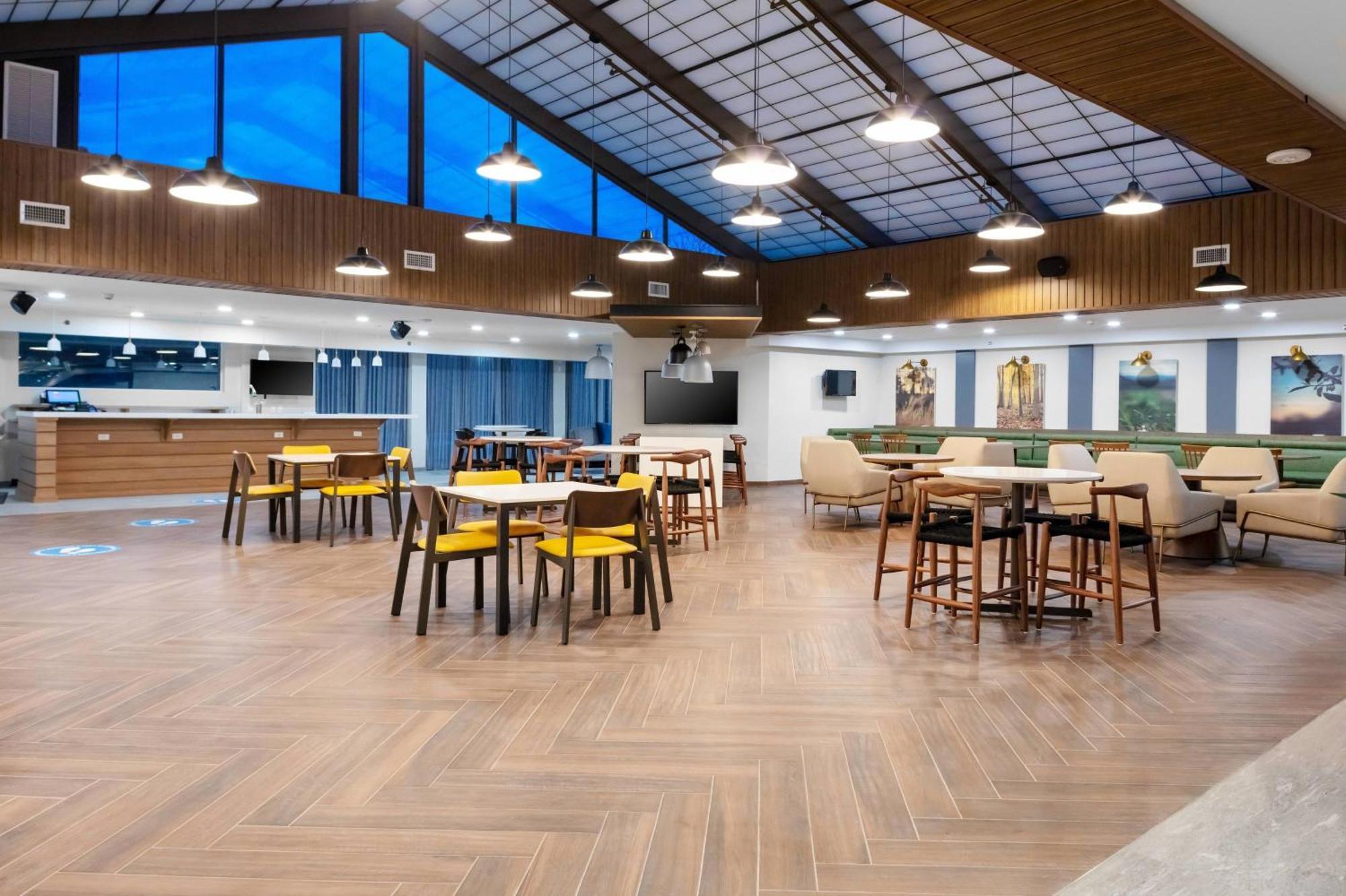 Fairfield Inn & Suites Springfield エンフィールド エクステリア 写真
