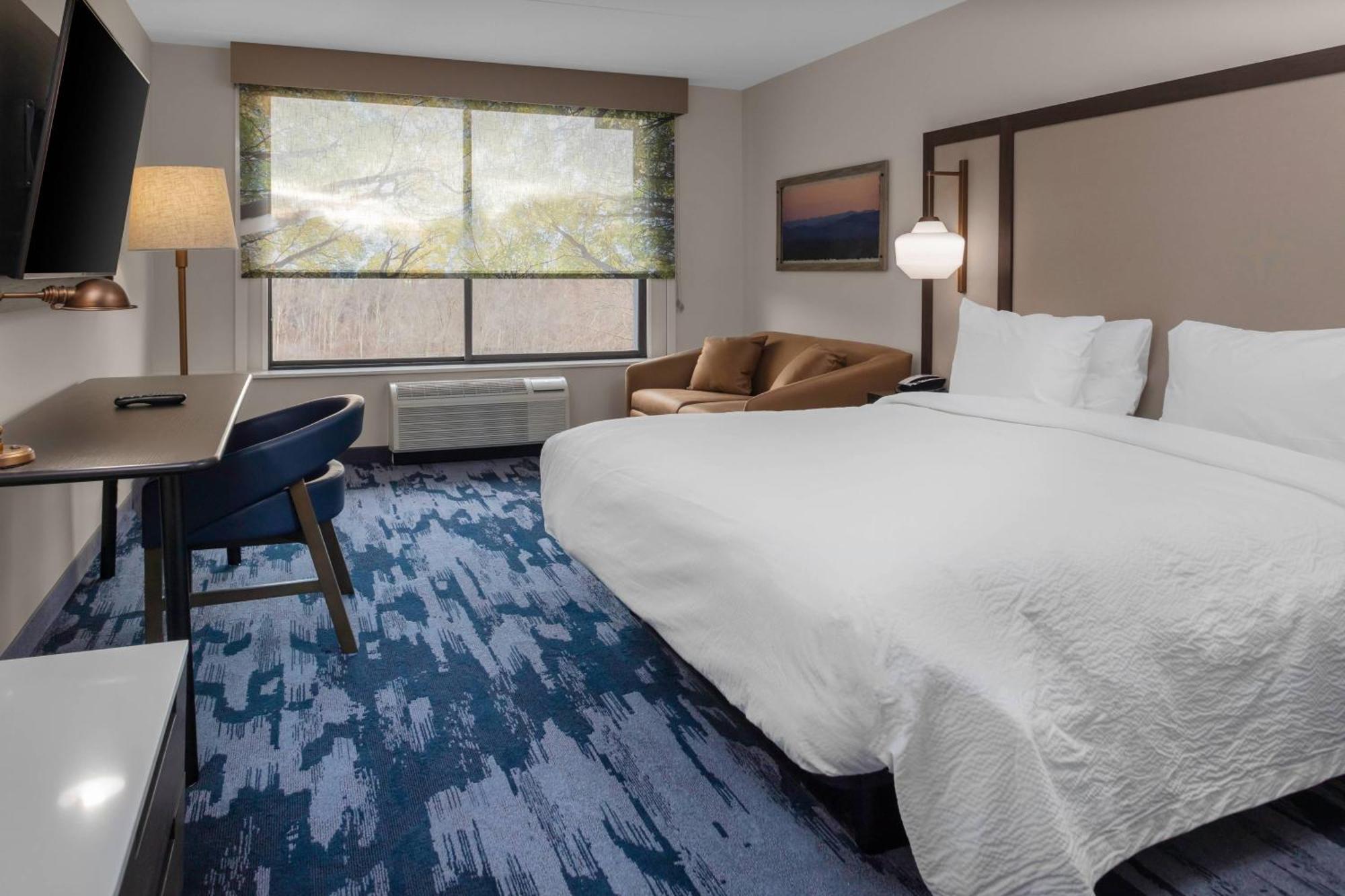 Fairfield Inn & Suites Springfield エンフィールド エクステリア 写真